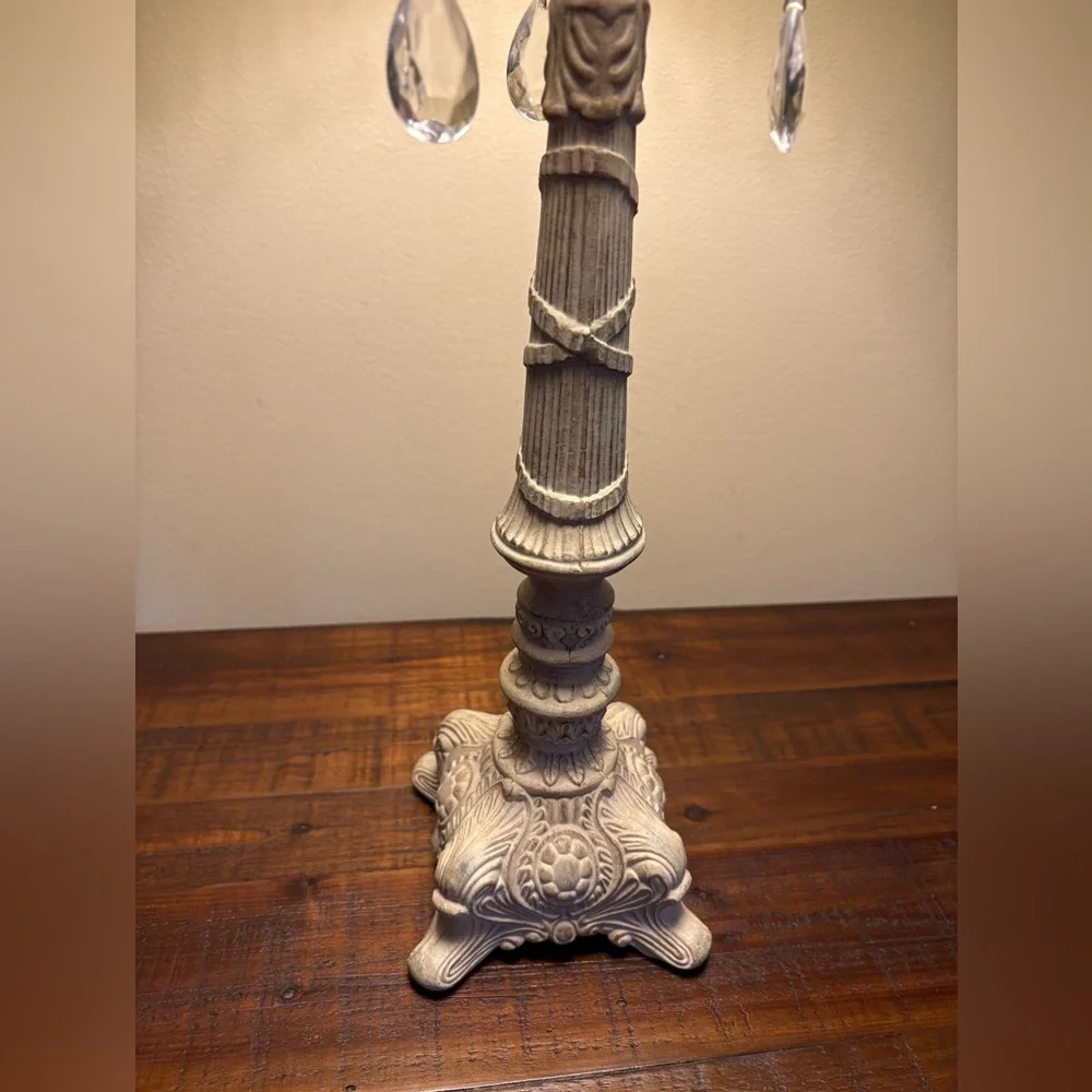 Vintage-Style Table Lamp Bright Green Lamp Shade With Pink Beaded Fringe - Picture 3 of 9